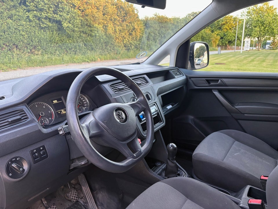 VW Caddy 2,0 TDi 102 BlueMotion Van 4d