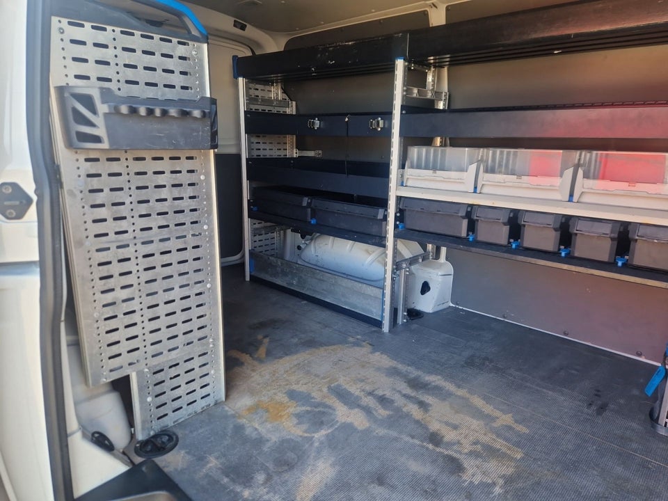 VW Transporter 2,0 TDi 150 Kassevogn kort