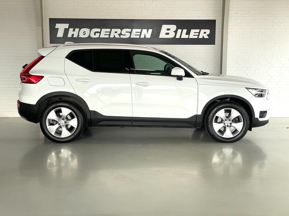 Volvo XC40 2,0 D4 190 Momentum aut. AWD 5d