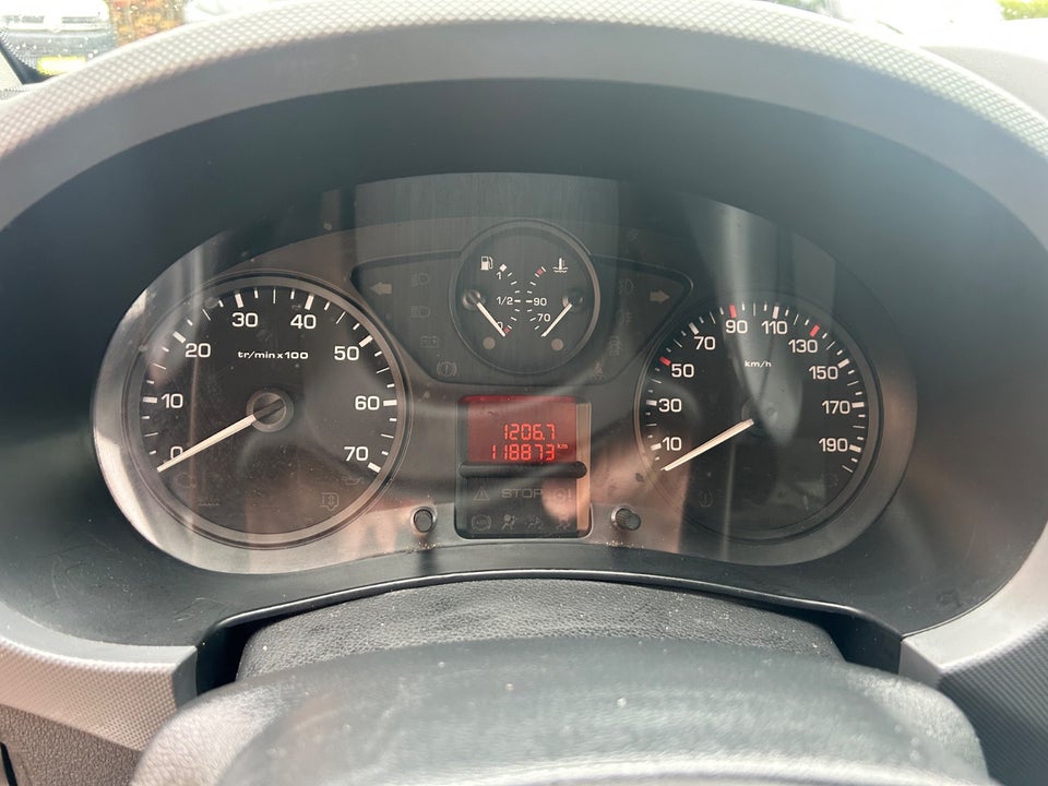 Peugeot Partner 1,6 BlueHDi 100 L2 Flex Van 5d