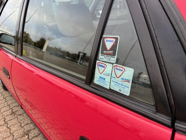 Toyota Corolla 1,3 Terra 4d