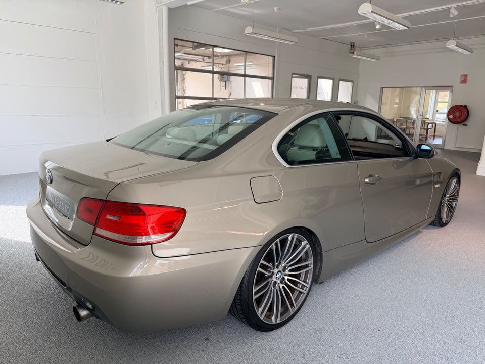 BMW 335i 3,0 Coupé Steptr. 2d