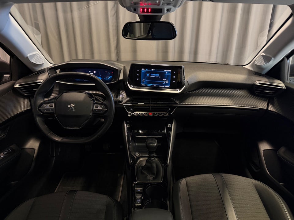 Peugeot 208 1,2 PureTech 100 Allure Sky 5d