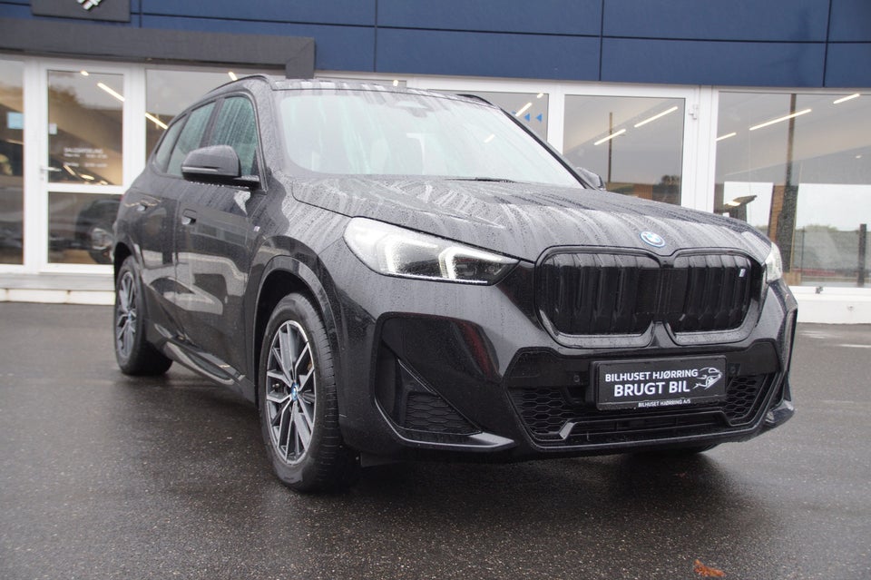 BMW iX1 xDrive30 M-Sport 5d