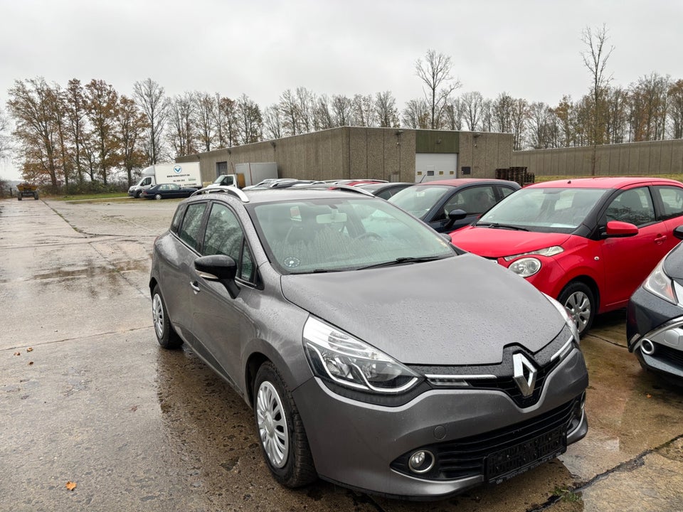 Renault Clio IV 1,5 dCi 90 Dynamique Sport Tourer 5d