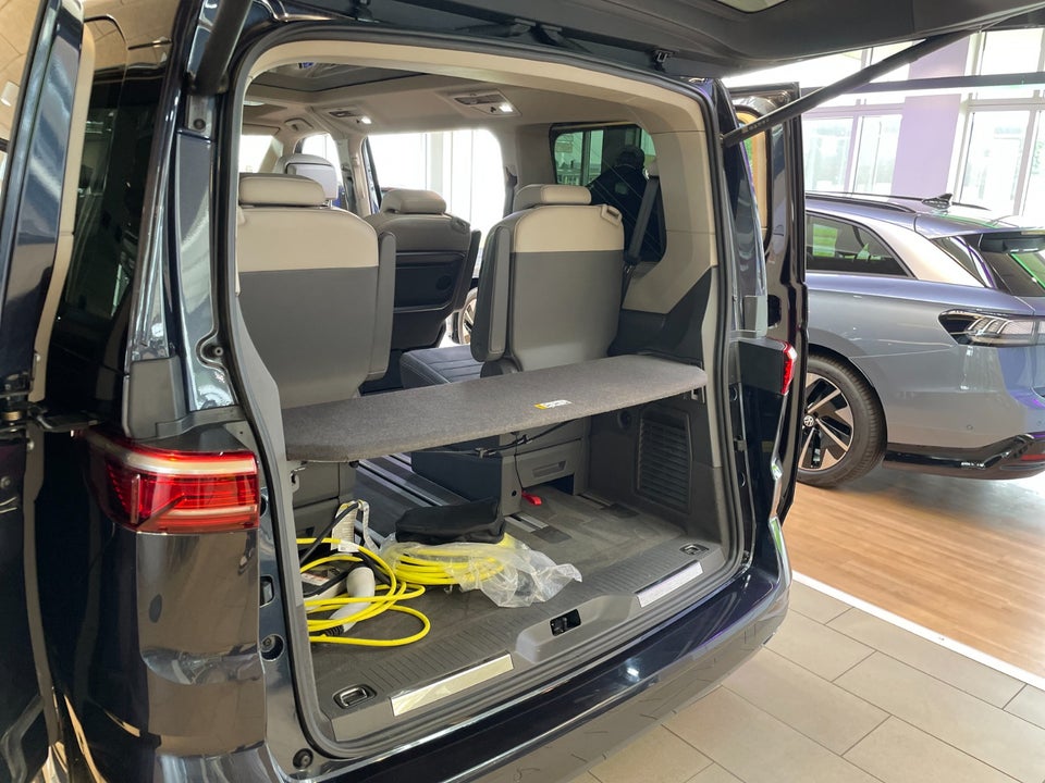 VW Multivan 1,4 eHybrid Style DSG kort