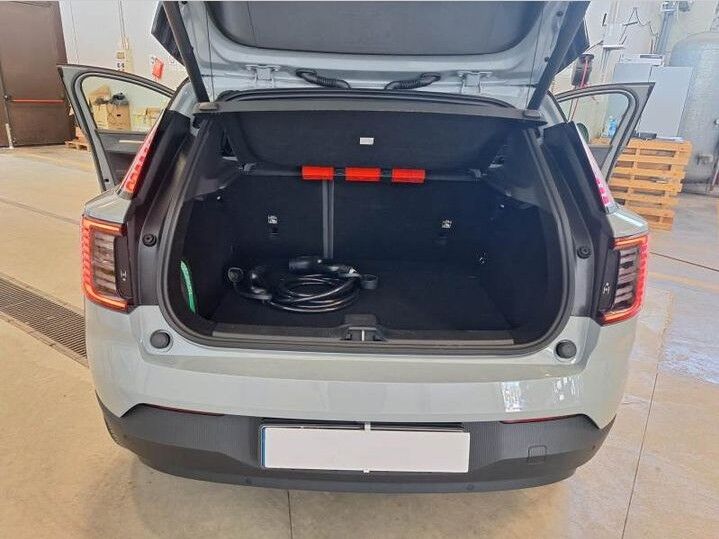 Volvo EX30 Extended Range Ultra 5d