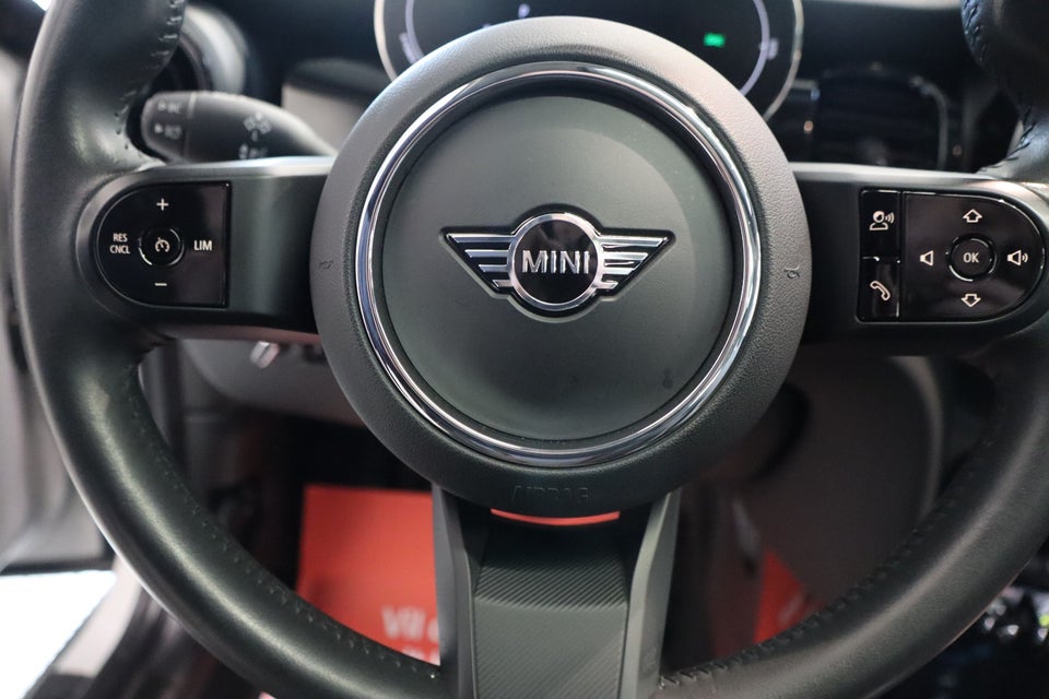 MINI Cooper SE Camden Edition 3d