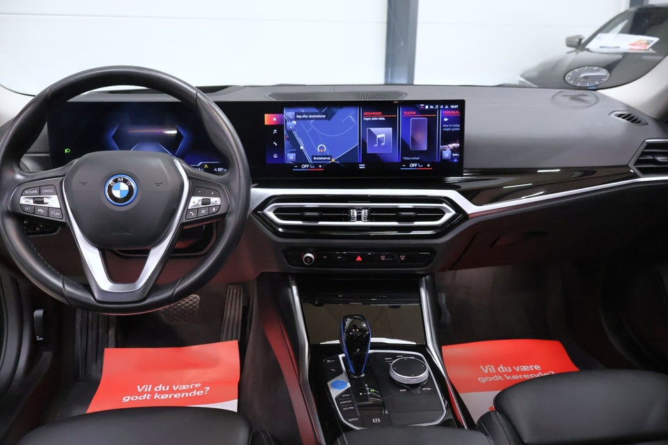 BMW i4 eDrive40 Charged 5d