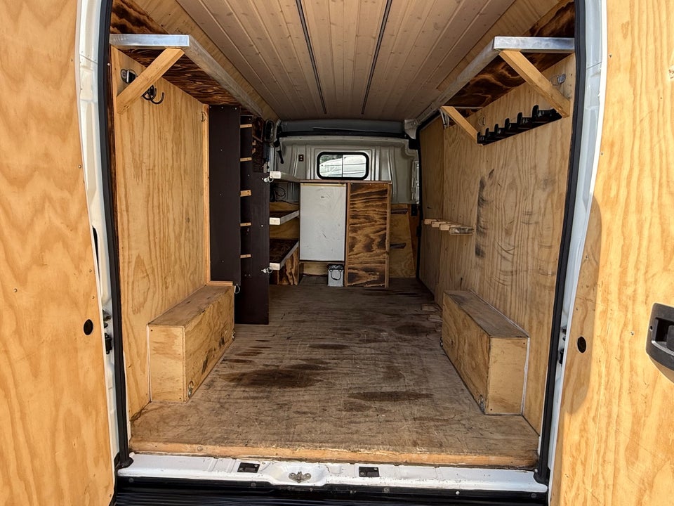 Peugeot Boxer 333 2,2 BlueHDi 165 L3H2 Premium