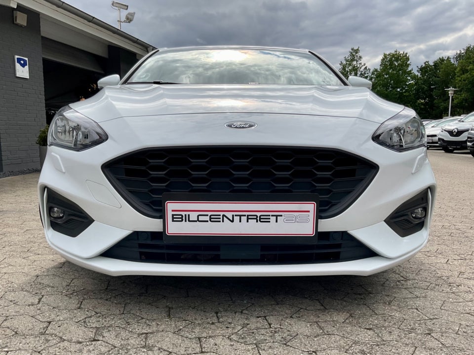 Ford Focus 1,0 EcoBoost ST-Line 5d