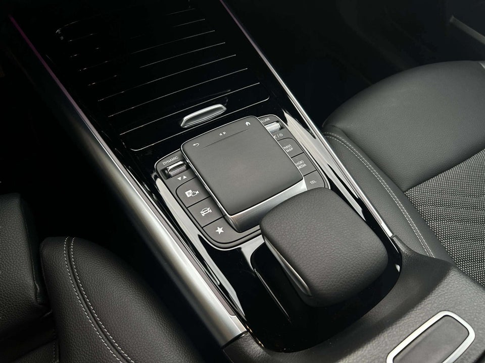 Mercedes EQA250+ Progressive 5d