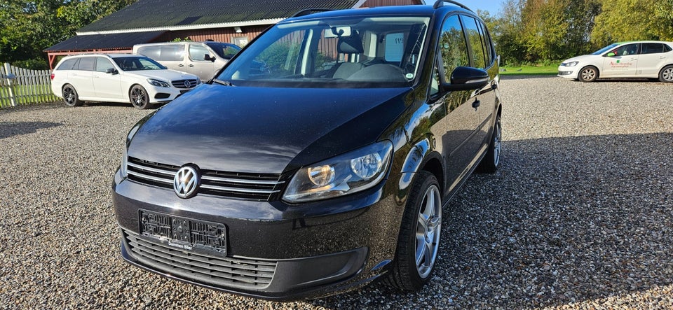 VW Touran 1,6 TDi 105 Trendline BMT Van 5d