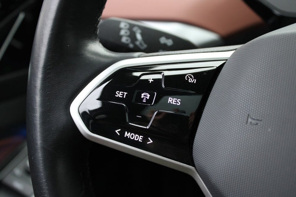 VW ID.4 77 Pro Performance Tech 5d