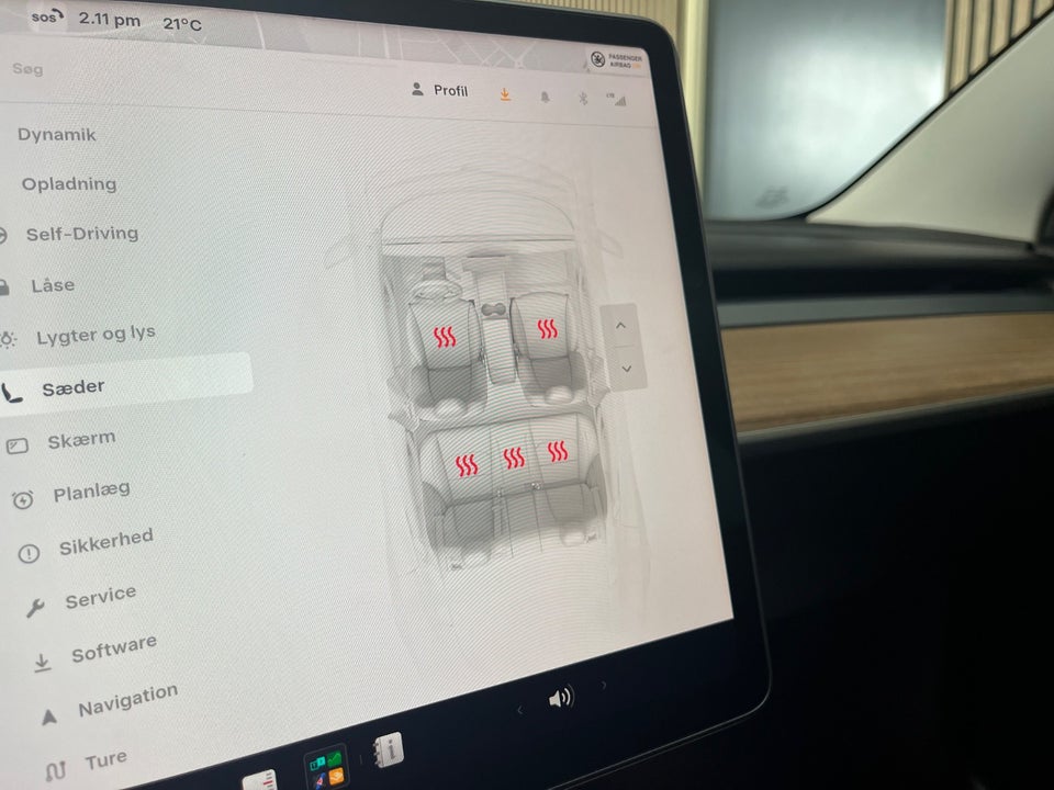 Tesla Model 3 Long Range AWD 4d