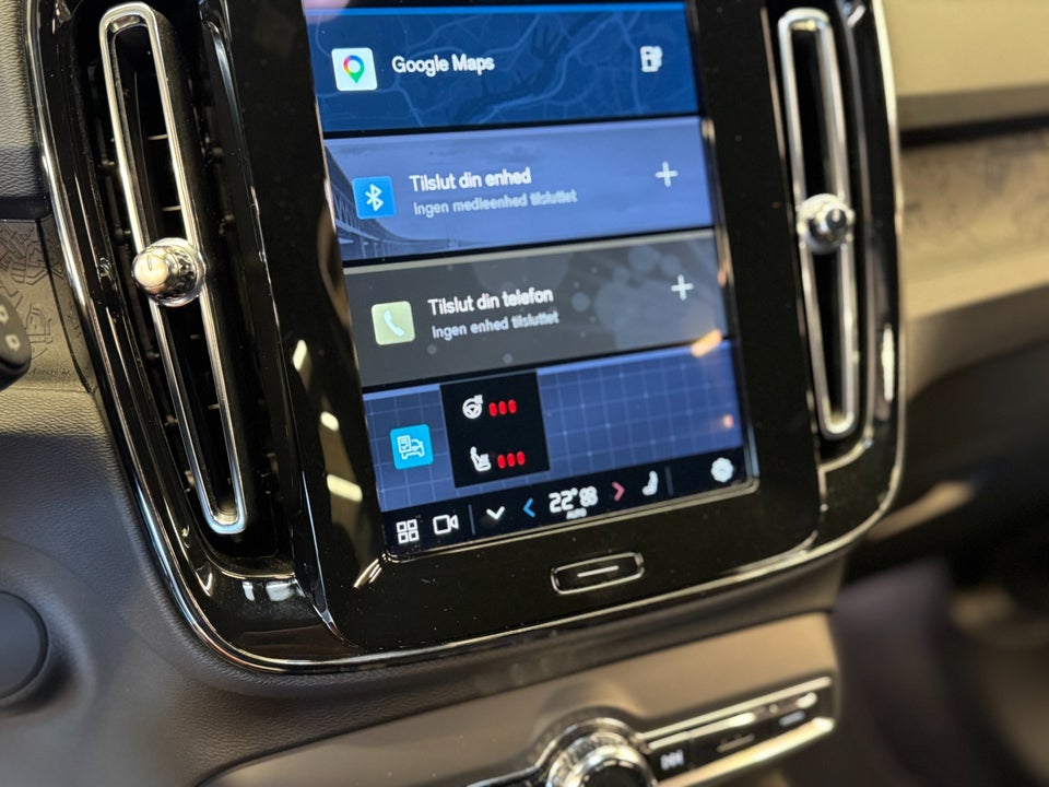 Volvo XC40 ReCharge Extended Range Plus 5d
