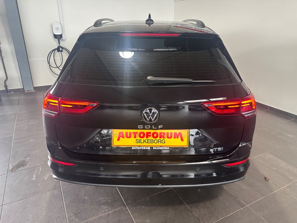 VW Golf VIII 1,5 eTSi 130 Life Variant DSG Van 5d