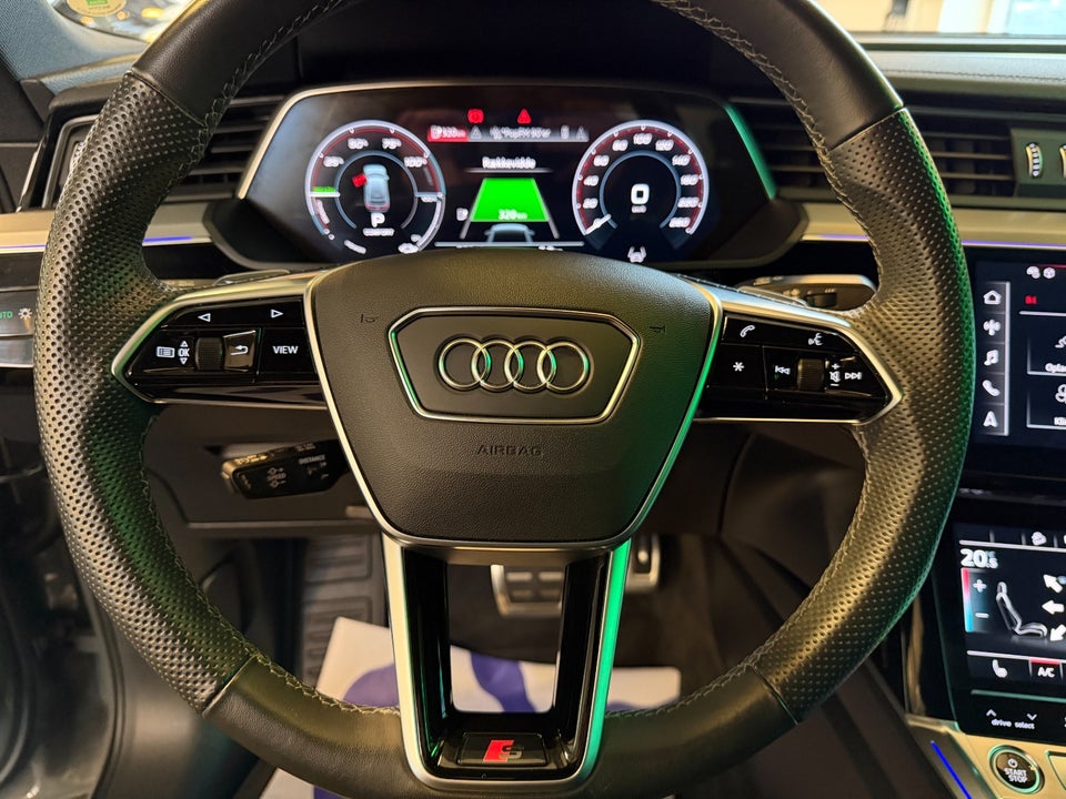 Audi Q8 e-tron 50 Advanced quattro 5d