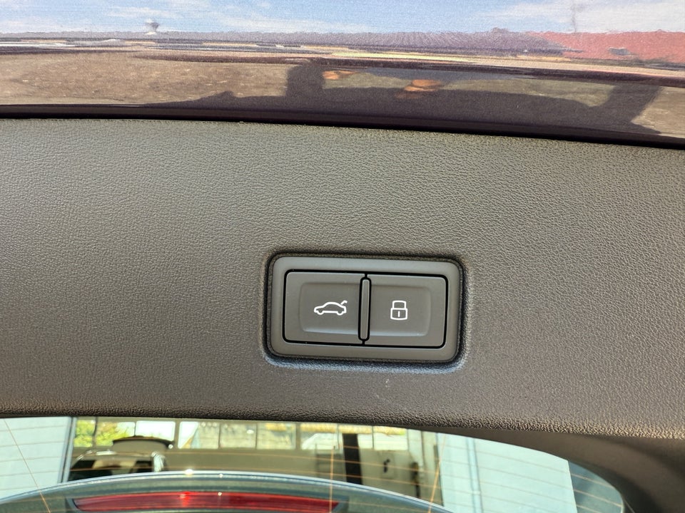 Audi Q4 e-tron 45 Advanced 5d