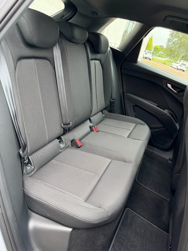 Audi Q4 e-tron 45 Attitude 5d