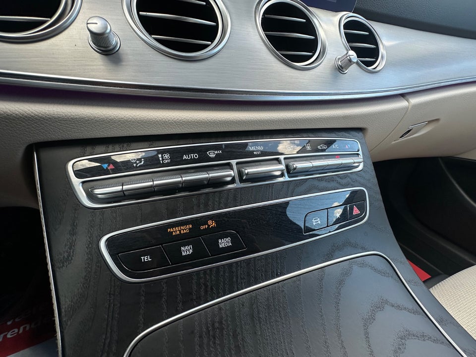Mercedes E300 de 2,0 Avantgarde stc. aut. 5d