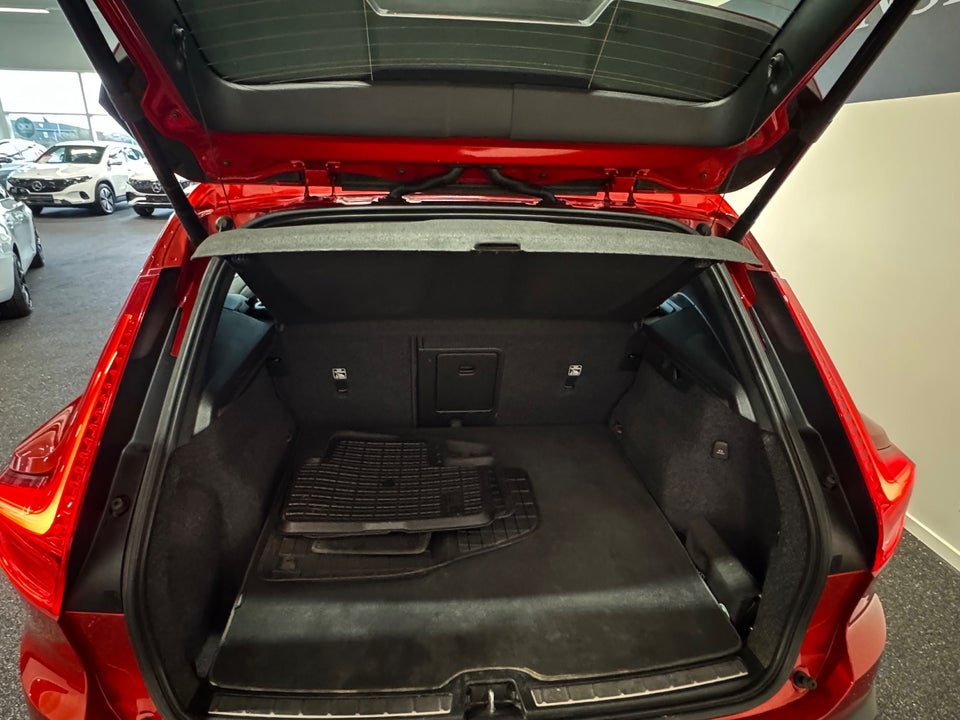 Volvo XC40 1,5 T4 ReCharge Inscription aut. 5d