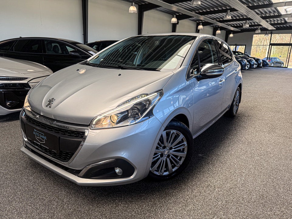 Peugeot 208 1,6 BlueHDi 100 Desire 5d