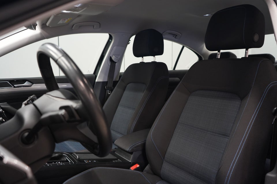 VW Passat 1,4 GTE DSG 4d