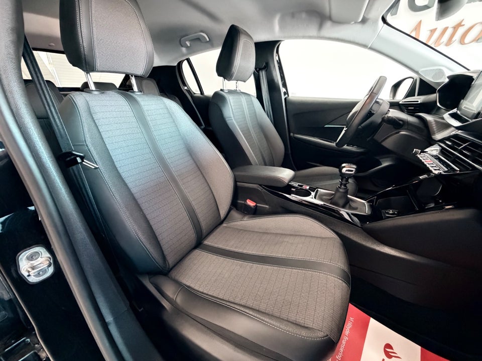 Peugeot 208 1,2 PureTech 100 Allure 5d