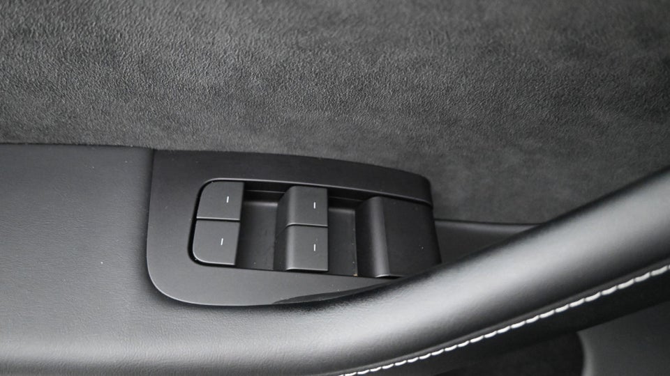 Tesla Model Y Performance AWD 5d