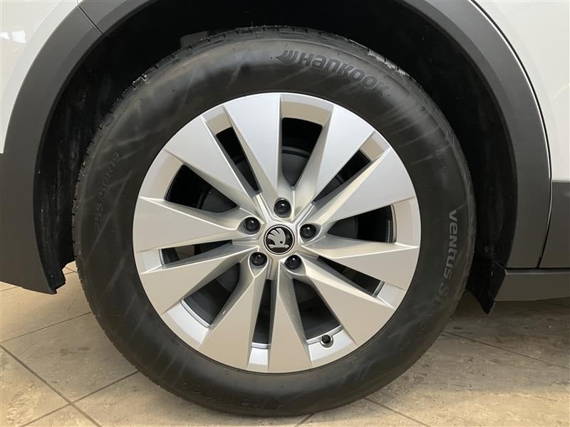 Skoda Elroq 85 iV Loft 5d