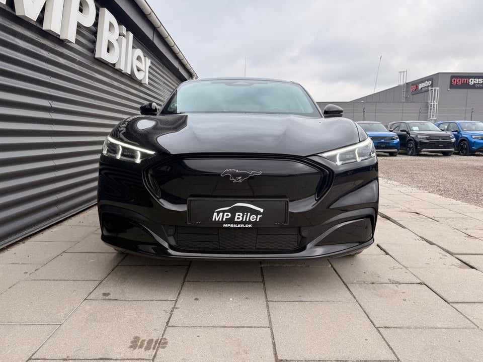 Ford Mustang Mach-E 73 Premium Standard Range AWD 5d