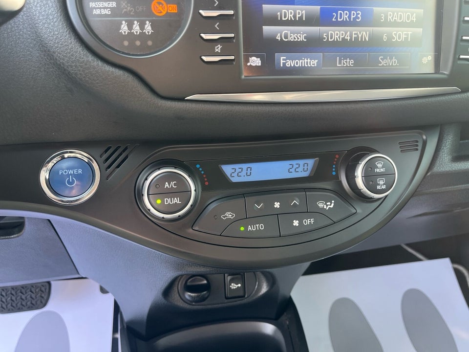 Toyota Yaris 1,5 Hybrid H3 Y20 e-CVT 5d