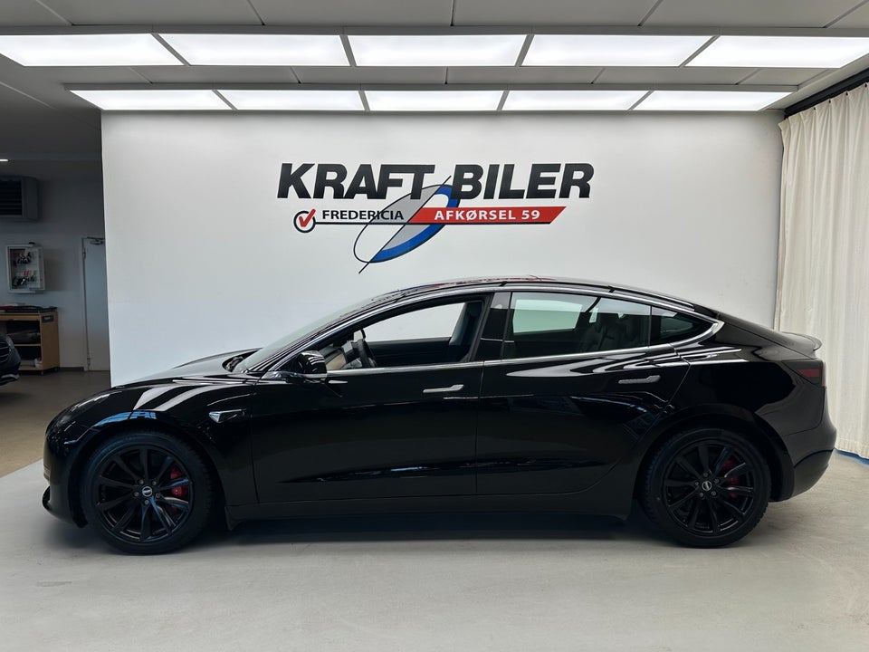 Tesla Model 3 Performance AWD 4d