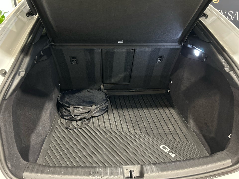 Audi Q4 e-tron 40 S-line Sportback 5d