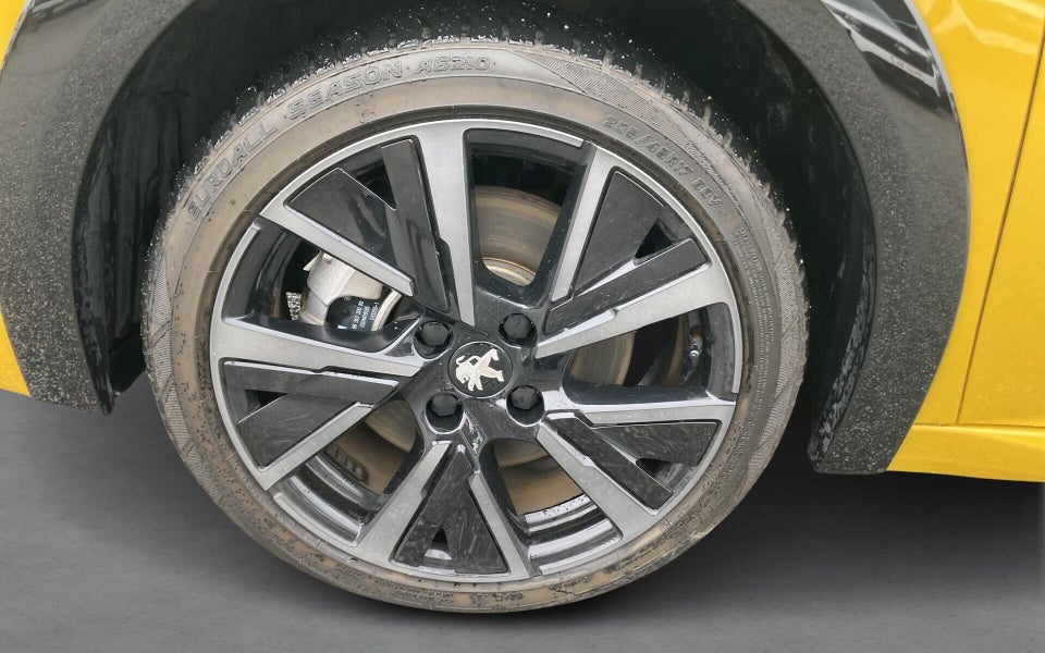 Peugeot e-208 50 GT 5d