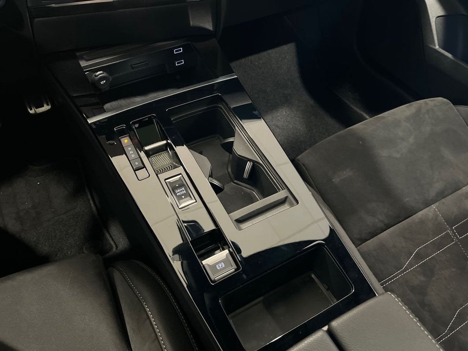 Opel Astra-e 54 Ultimate 5d