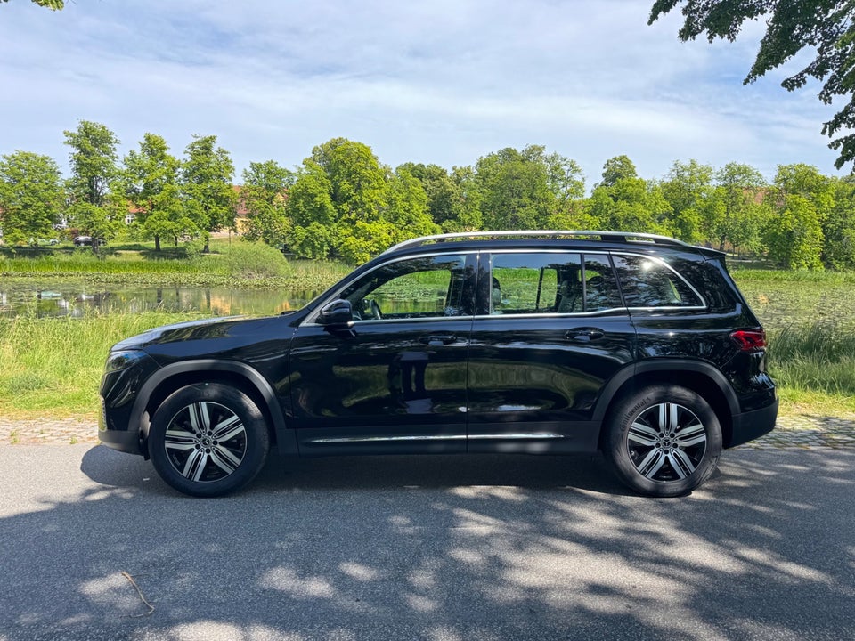Mercedes EQB250 Progressive 7prs 5d