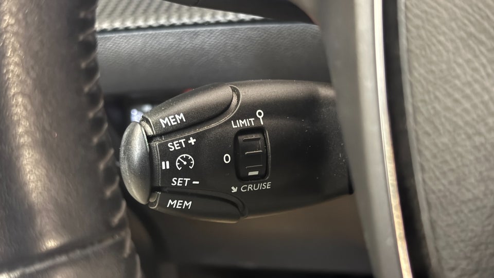 Peugeot 208 1,2 PureTech 100 Active 5d