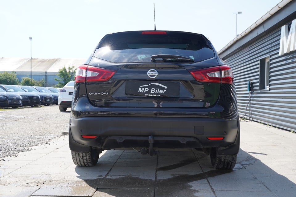 Nissan Qashqai 1,5 dCi 110 Tekna 5d