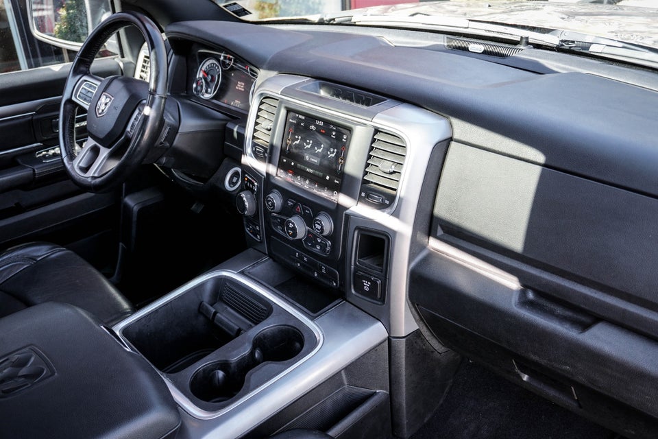 Dodge RAM 1500 5,7 V8 Hemi Warlock aut. 4d