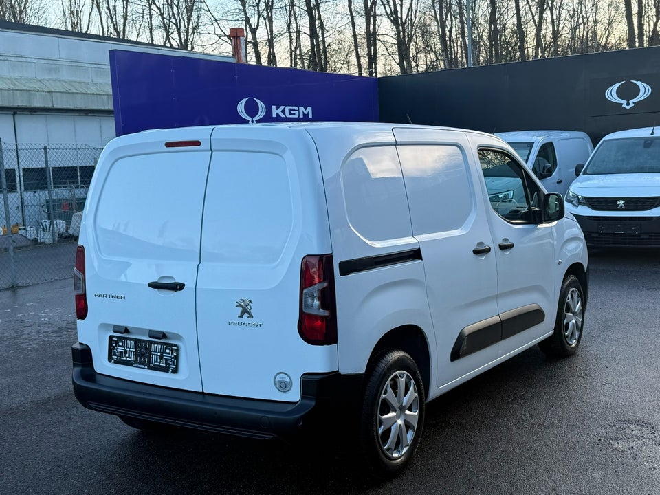 Peugeot Partner 1,5 BlueHDi 130 L1V1 Plus EAT8 Van