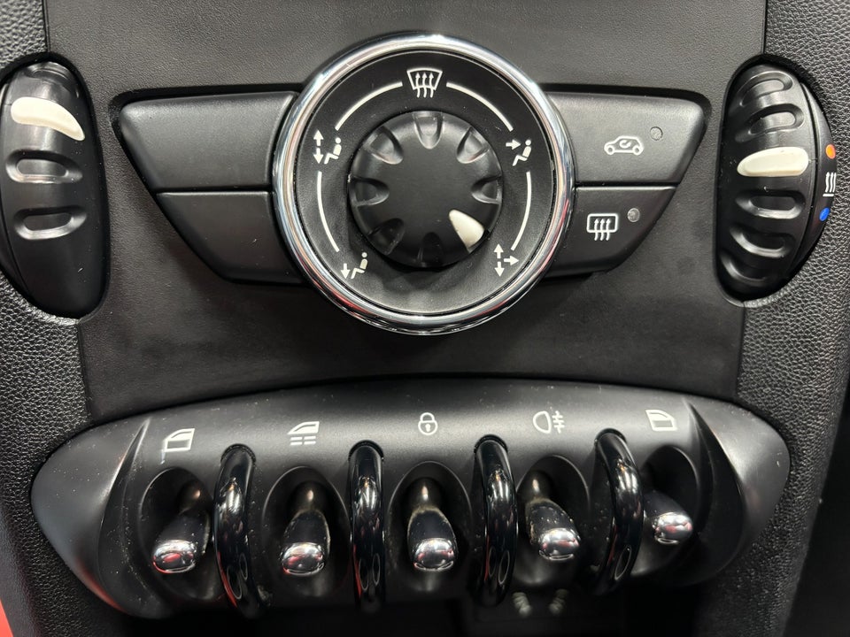 MINI One 1,6 Cabriolet 2d