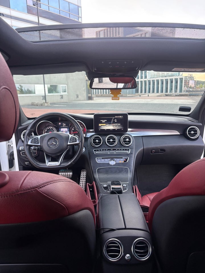 Mercedes C400 3,0 AMG Line aut. 4Matic 4d
