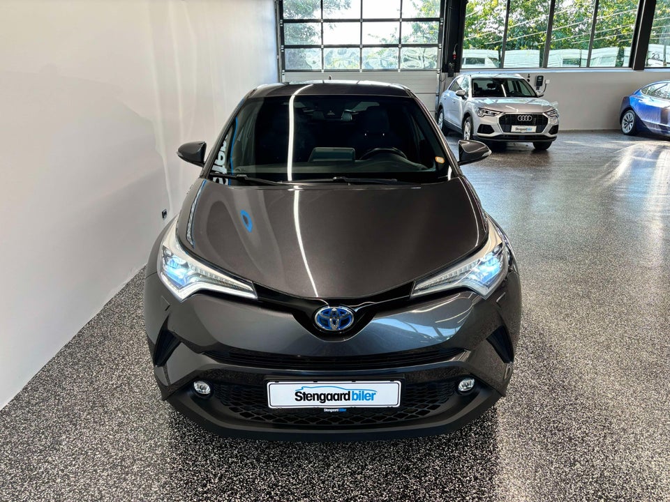 Toyota C-HR 1,8 Hybrid C-LUB Premium CVT 5d