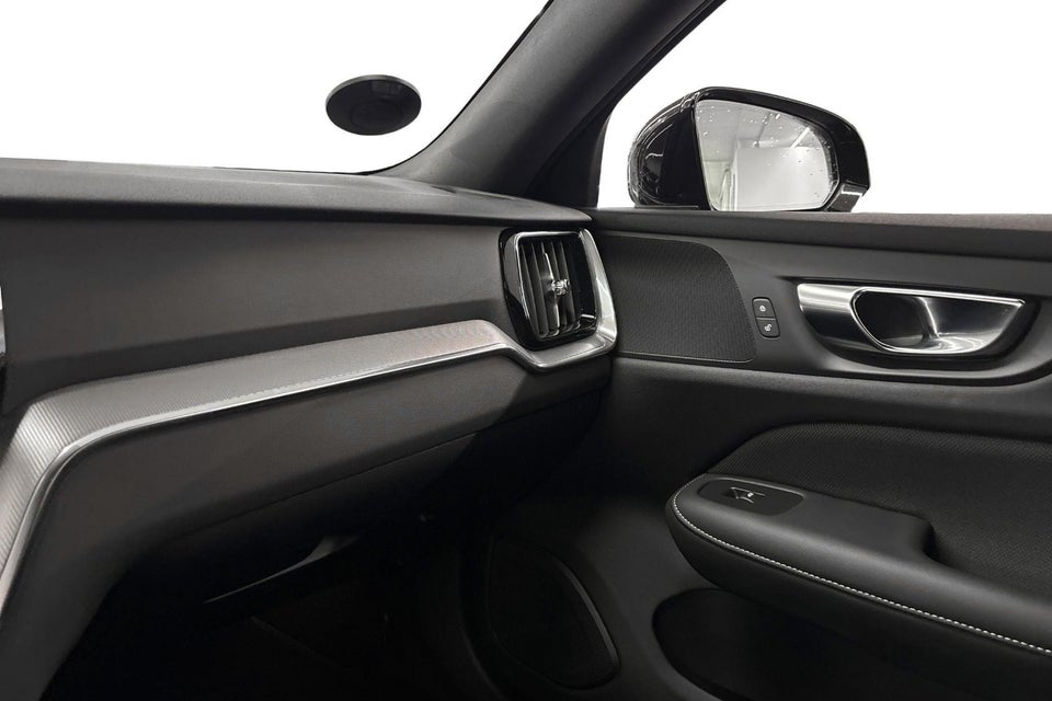 Volvo S60 2,0 T8 ReCharge R-Design aut. AWD 4d