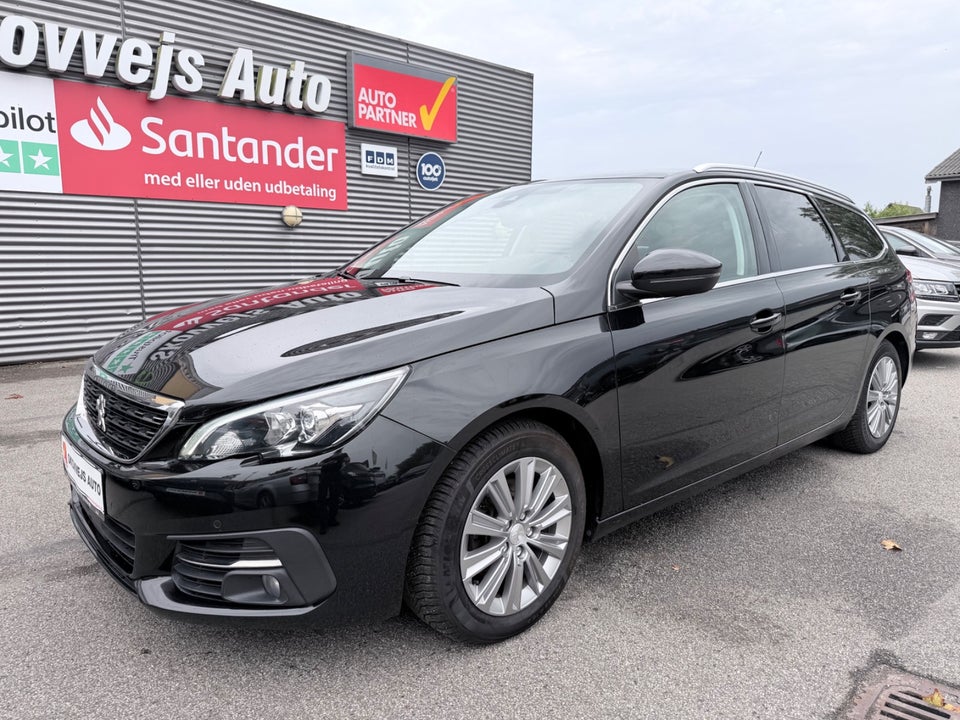 Peugeot 308 1,5 BlueHDi 130 Selection Sky SW 5d