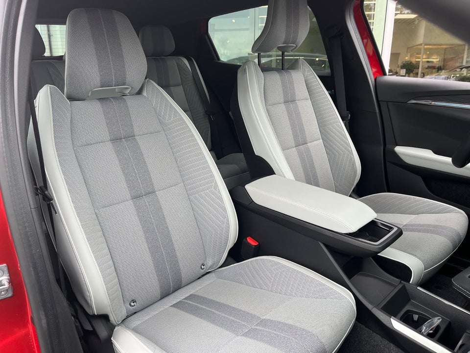 Renault Scenic E-Tech 87 Iconic 5d