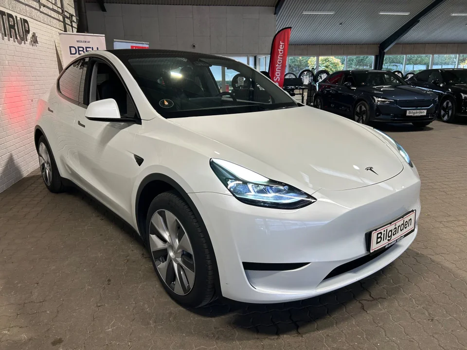 Tesla Model Y Long Range RWD 5d