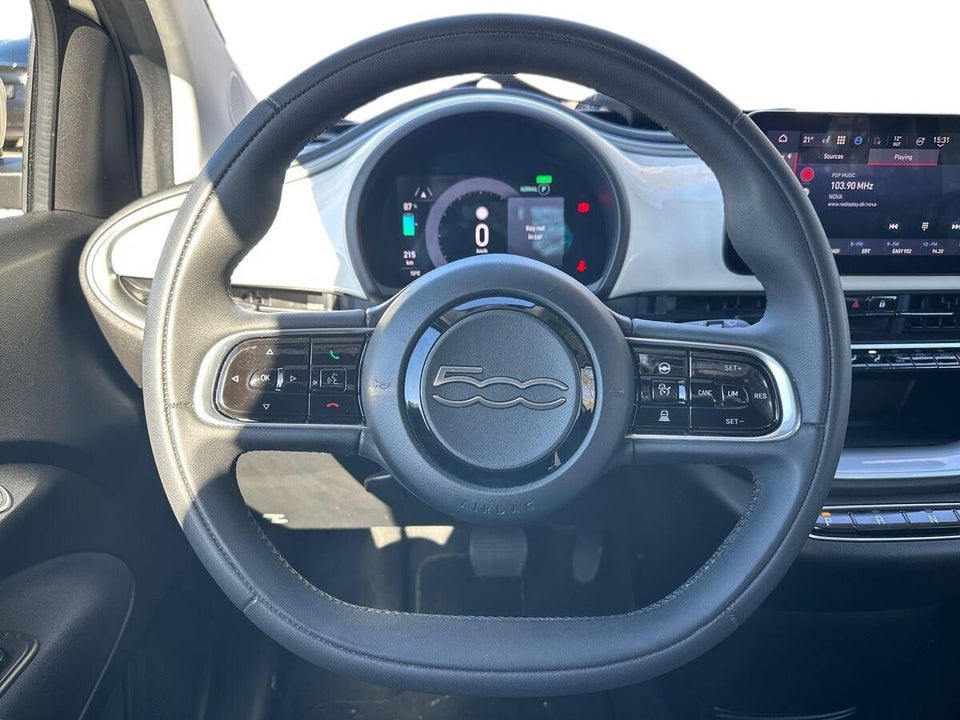 Fiat 500e 42 Icon Cabrio 2d